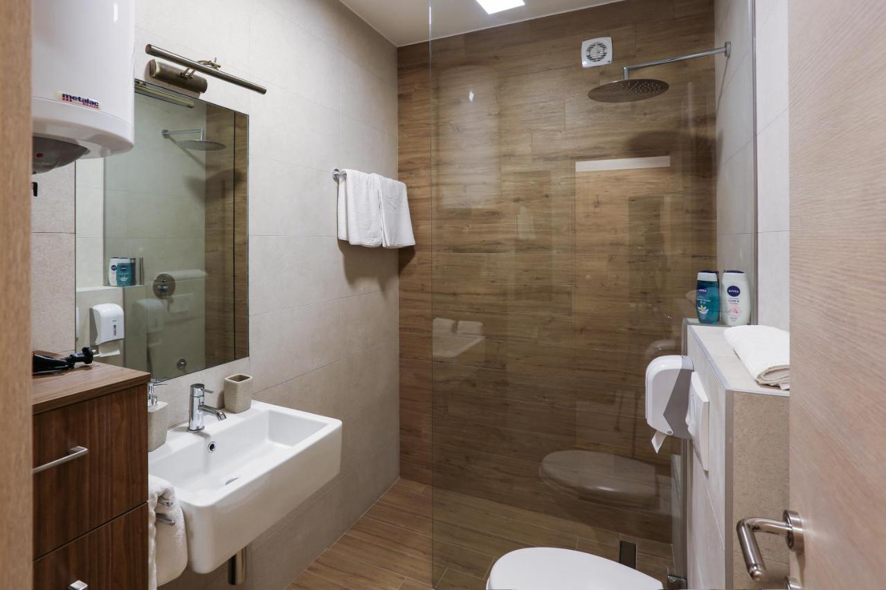 Apartment Promenada 30 Нови-Сад Экстерьер фото